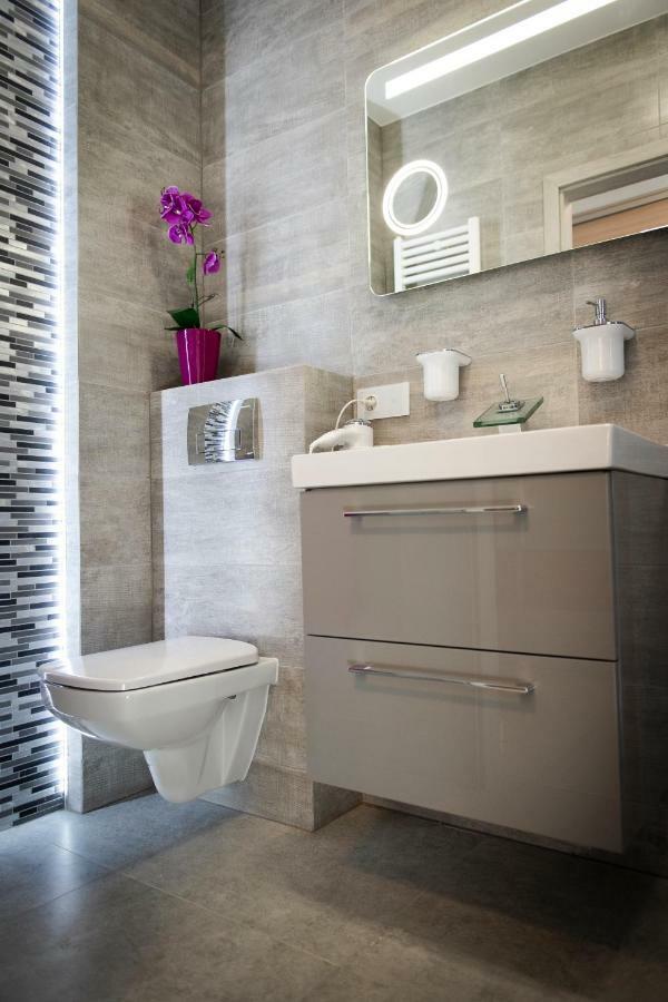 Apartament Elegance Pink Rewal Eksteriør bilde